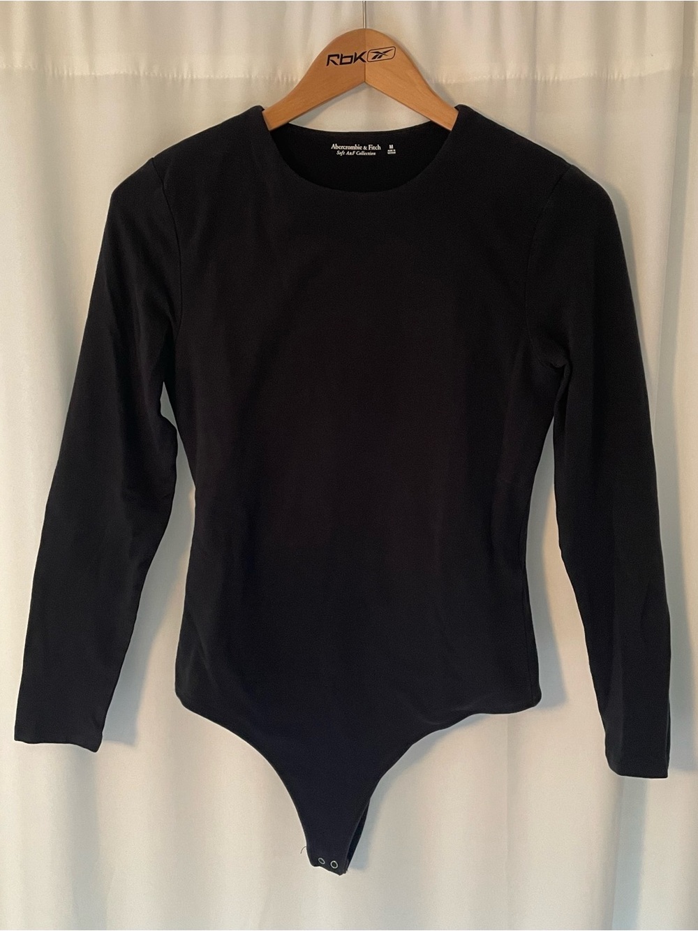 Abercrombie & Fitch black long sleeve bodysuit soft A&F women’s M medium basic